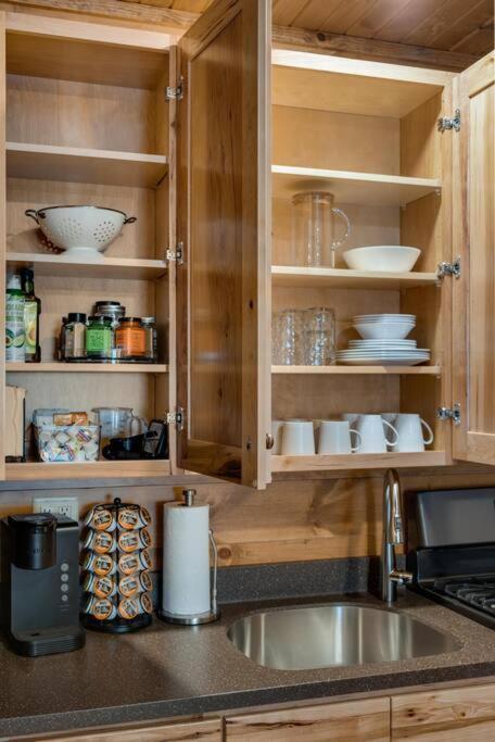 Hickory Suite - Main Street Lodge In Berlin Luaran gambar
