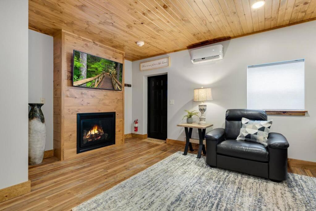 Hickory Suite - Main Street Lodge In Berlin Luaran gambar